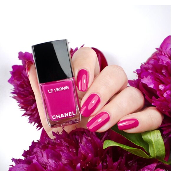 Authentic CHANEL Vernis Fucshia Pink 759 Energy Longwear Nail Polish Color NIB - Picture 2 of 12